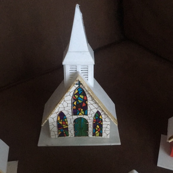 VINTAGE 🔥 Set Of  7 Pieces Christmas Village With Option to add Lights - Picture 3 of 10